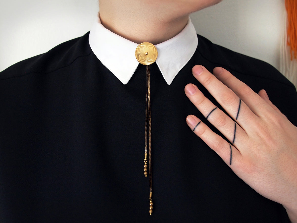 HOW TO WEAR A BOLO TIE: The Essential Guide – lordviolet