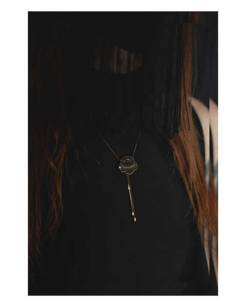 FLEUR DORÉE Bolo Tie