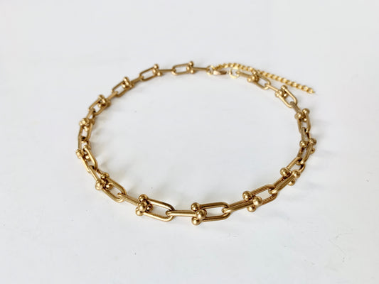 Chunky chain choker