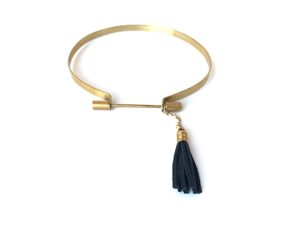 PLAYFUL Tassel Collar