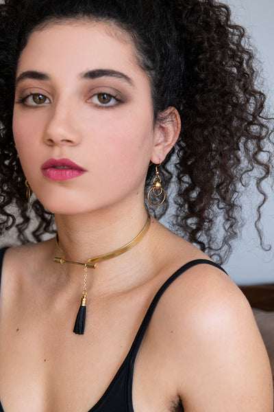 PLAYFUL Tassel Collar