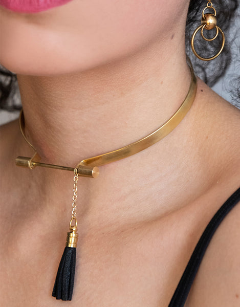 PLAYFUL Tassel Collar