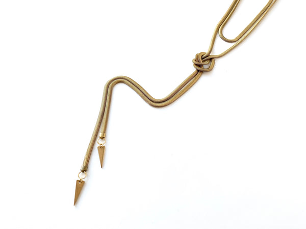 Knotted snake chain necklace with spike tips