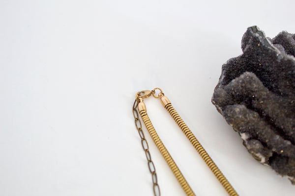 DEFIANT Barbed Wire Choker