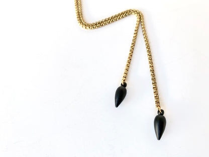 Black pendulum bolo tie tips