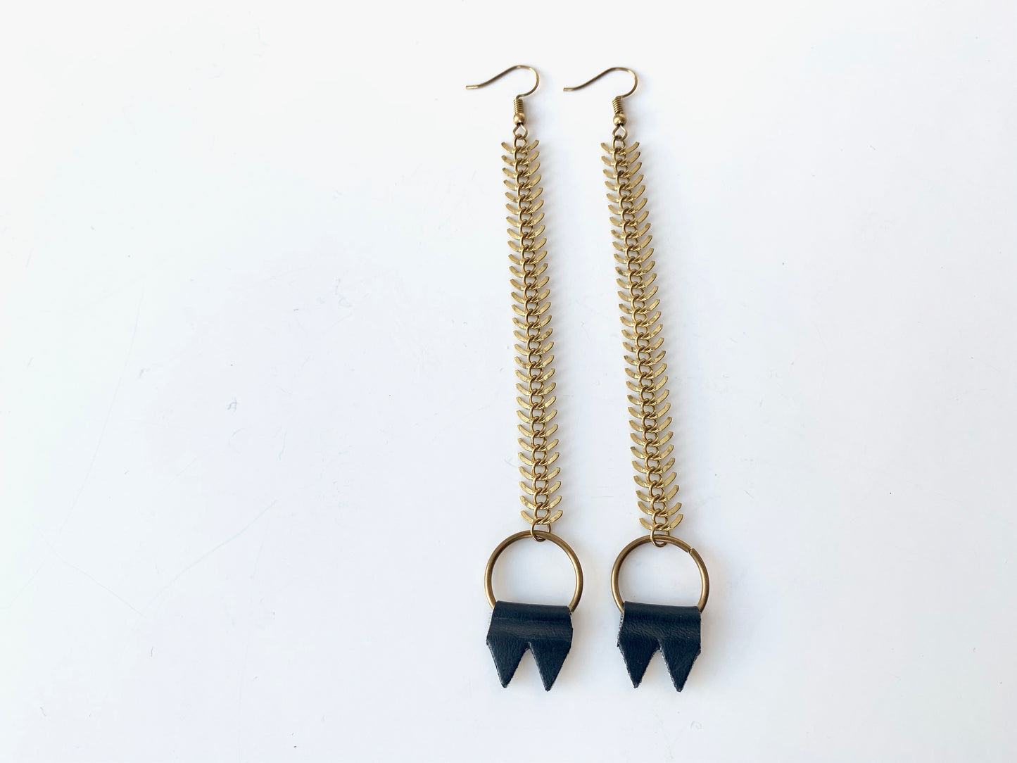 TEMPT Drop Earrings