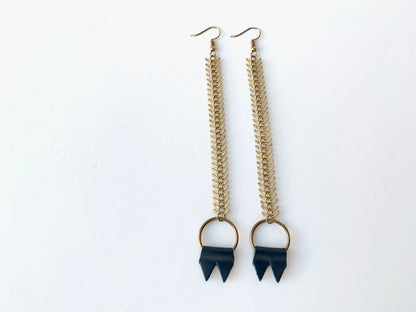 TEMPT Drop Earrings