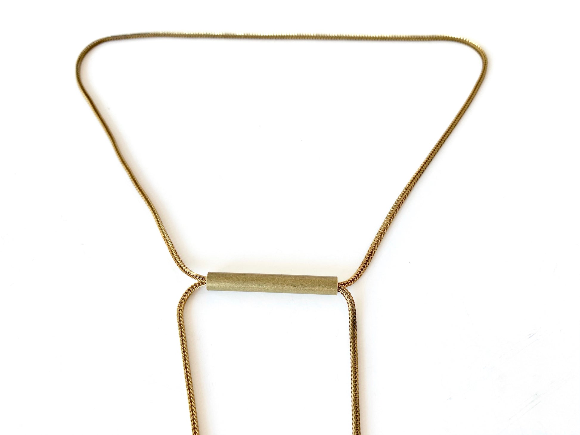 Adjustable slide bar of necklace