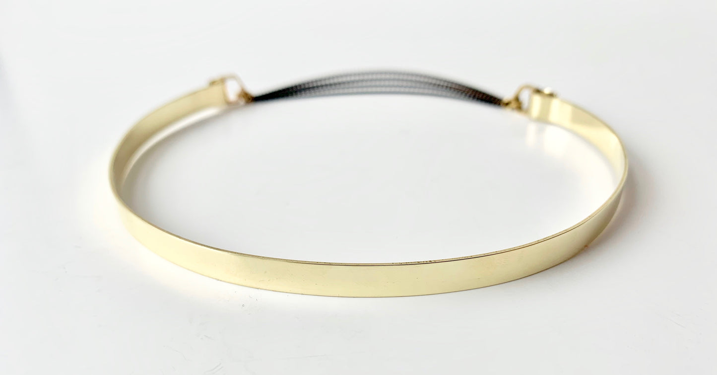 Brass choker band